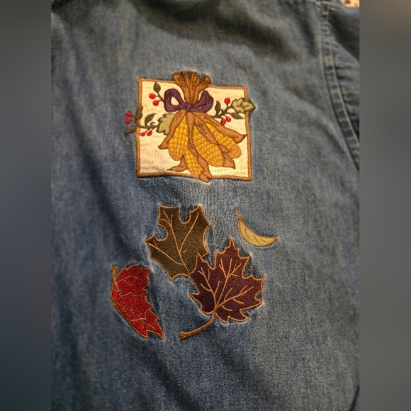 Karen Scott. Holiday, Vintage Embroidered denim button up top. Size 2xl. - Picture 6 of 12